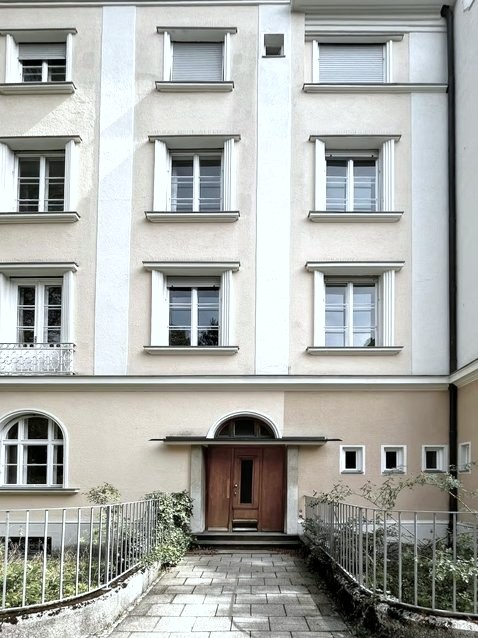 Praxisgebäude Hermann-Schmid-Straße 4 Psychotherapie Adler München